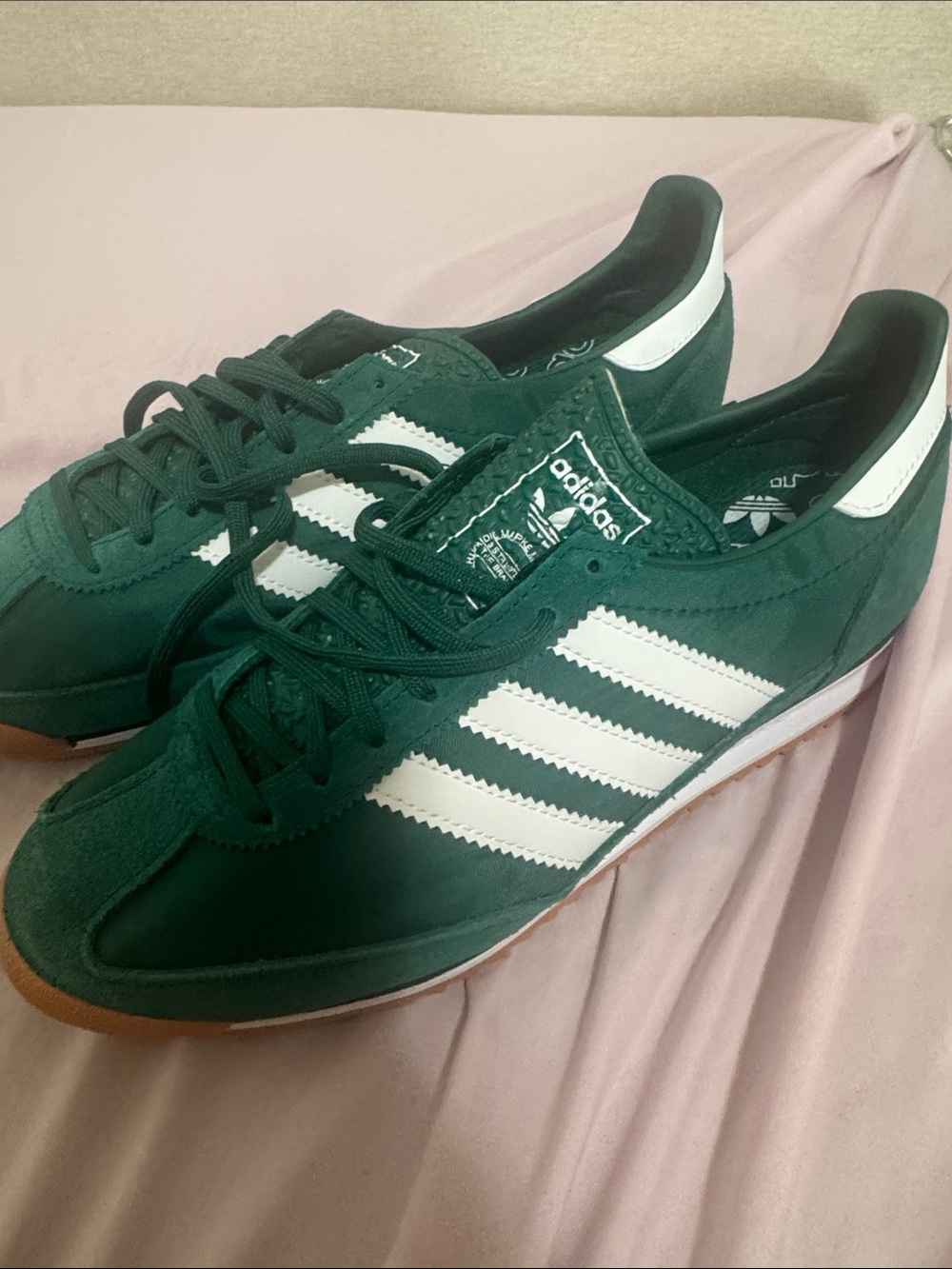 adidas Green and White Classic Low-Profile Sneakers SL72 never worn